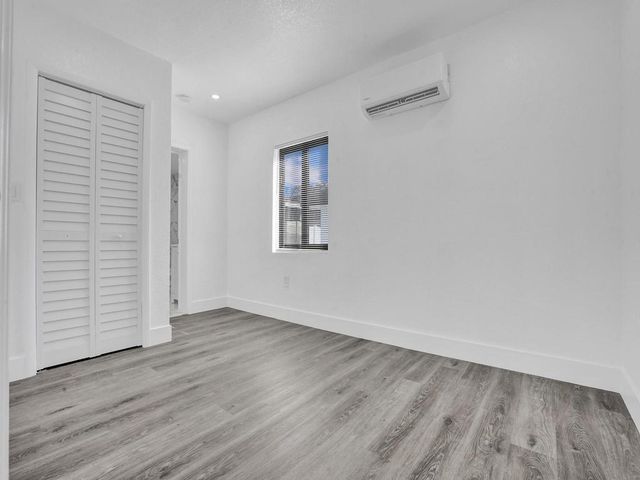 940 SW 28th St 1, Fort Lauderdale, FL 33315