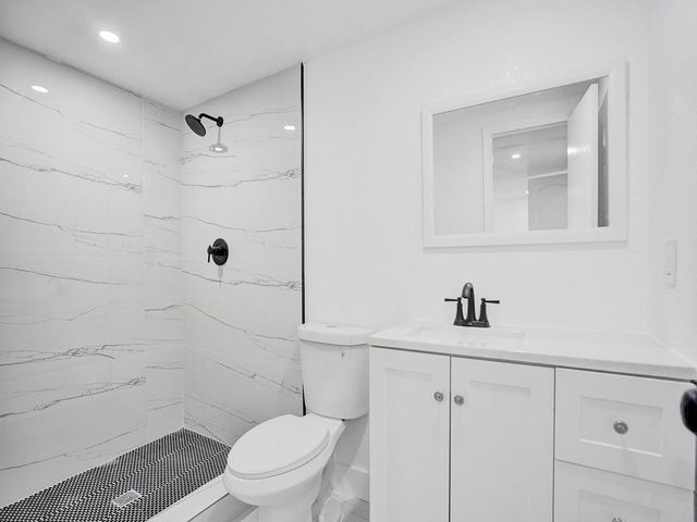 940 SW 28th St 1, Fort Lauderdale, FL 33315