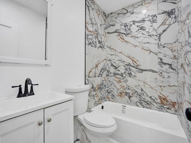 940 SW 28th St 1, Fort Lauderdale, FL 33315