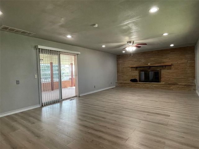 5913 Crestview Drive, Oklahoma City, OK 73105