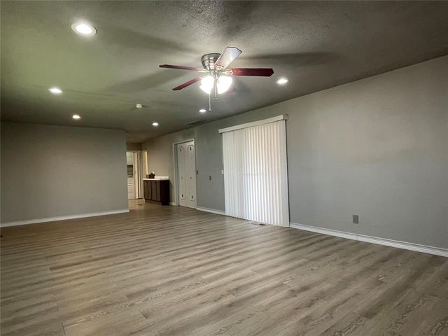 5913 Crestview Drive, Oklahoma City, OK 73105