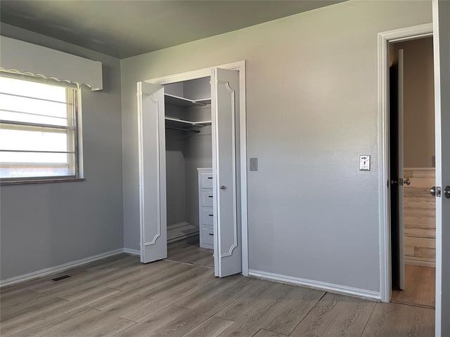 5913 Crestview Drive, Oklahoma City, OK 73105