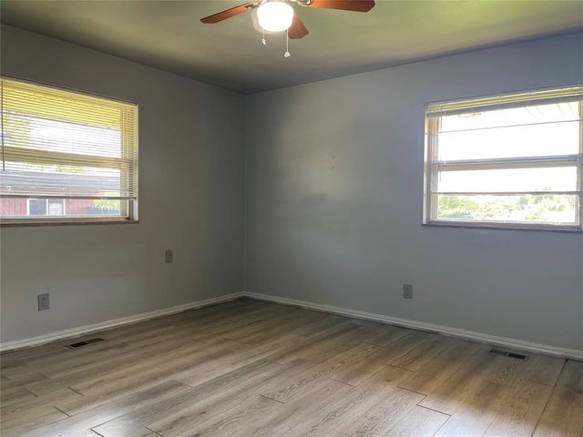 5913 Crestview Drive, Oklahoma City, OK 73105