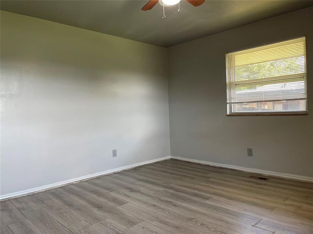 5913 Crestview Drive, Oklahoma City, OK 73105
