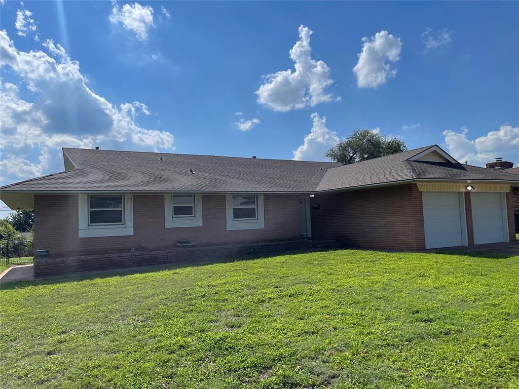 5913 Crestview Drive, Oklahoma City, OK 73105