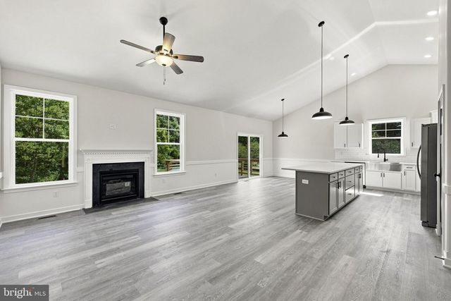 9133 LAWYERS RD, Spotsylvania, VA 22551
