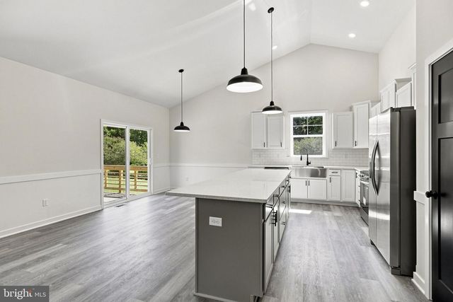 9133 LAWYERS RD, Spotsylvania, VA 22551