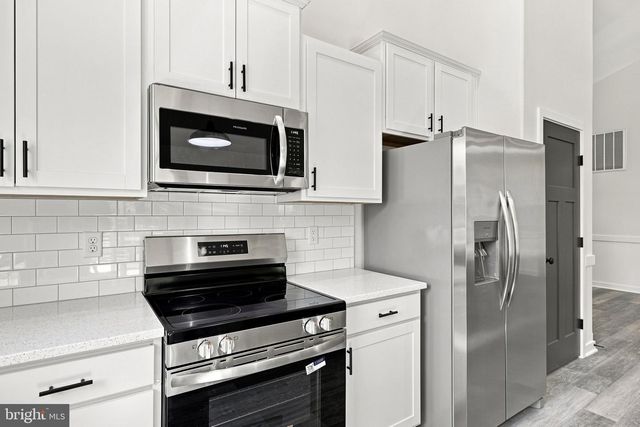 9133 LAWYERS RD, Spotsylvania, VA 22551