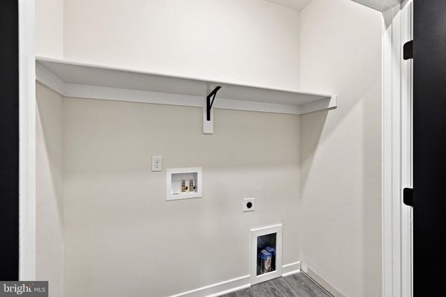 9133 LAWYERS RD, Spotsylvania, VA 22551