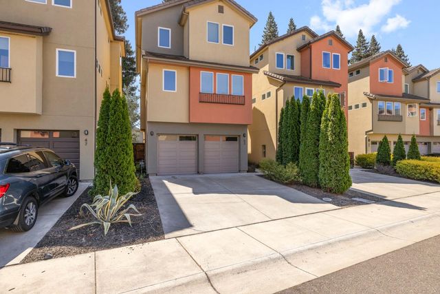 53 Rio Viale Ct, Sacramento, CA 95831