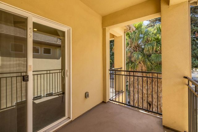 53 Rio Viale Ct, Sacramento, CA 95831