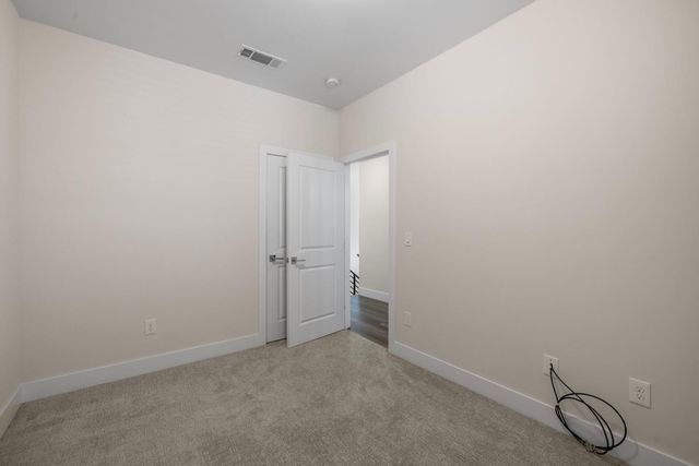 53 Rio Viale Ct, Sacramento, CA 95831