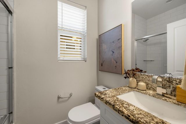 53 Rio Viale Ct, Sacramento, CA 95831