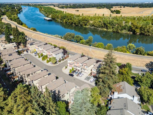 53 Rio Viale Ct, Sacramento, CA 95831