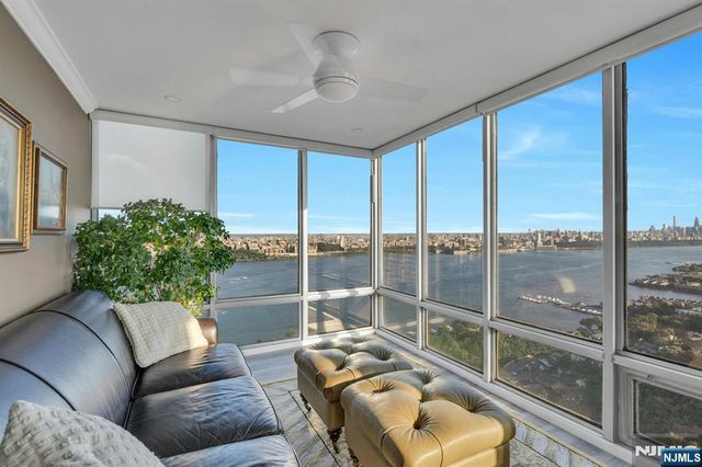 1600 Parker Avenue 27G, Fort Lee, NJ 07024