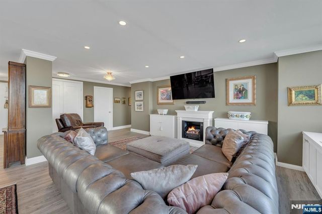 1600 Parker Avenue 27G, Fort Lee, NJ 07024