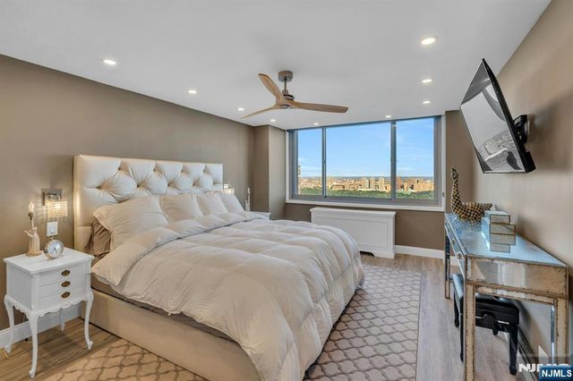 1600 Parker Avenue 27G, Fort Lee, NJ 07024