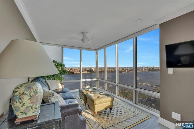 1600 Parker Avenue 27G, Fort Lee, NJ 07024