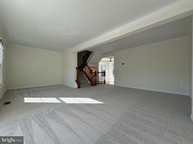 7481 GADSBY SQ, Alexandria, VA 22315