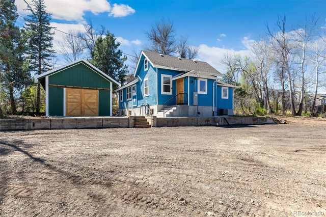 905 Welch Street, Golden, CO 80401