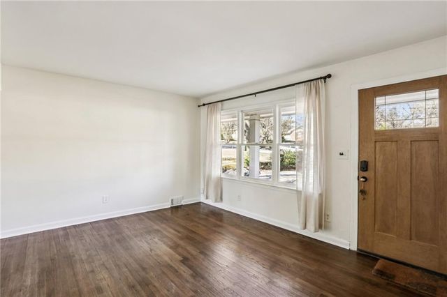 1609 Tanager Circle, Decatur, GA 30032