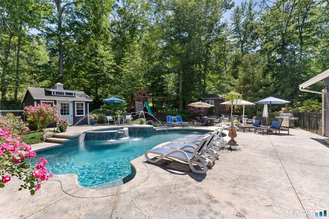 84 Sawmill Road, Branford, CT 06405