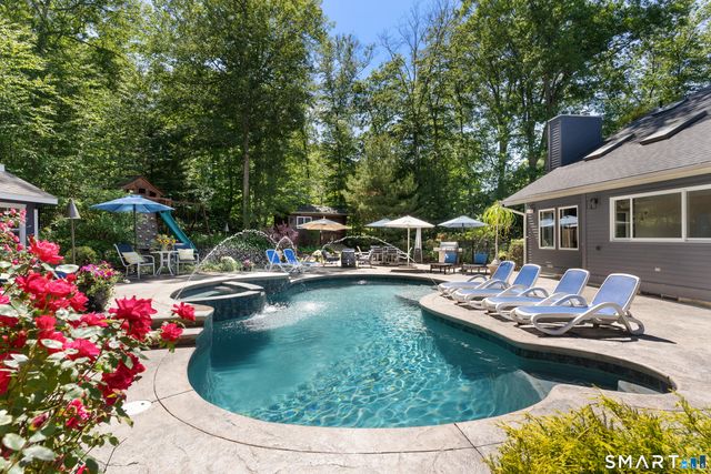 84 Sawmill Road, Branford, CT 06405