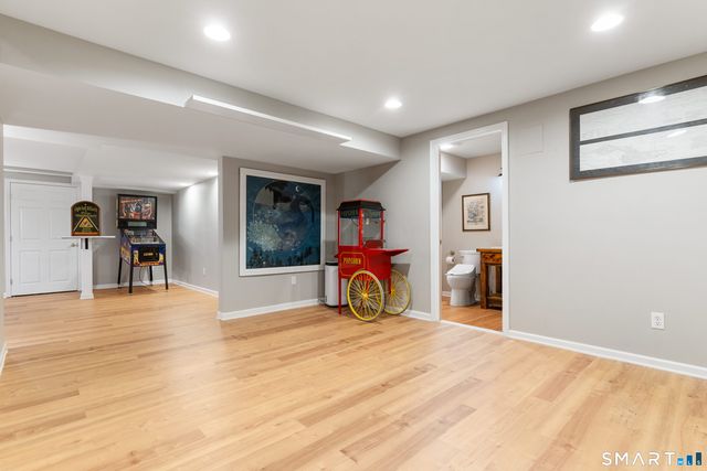 84 Sawmill Road, Branford, CT 06405