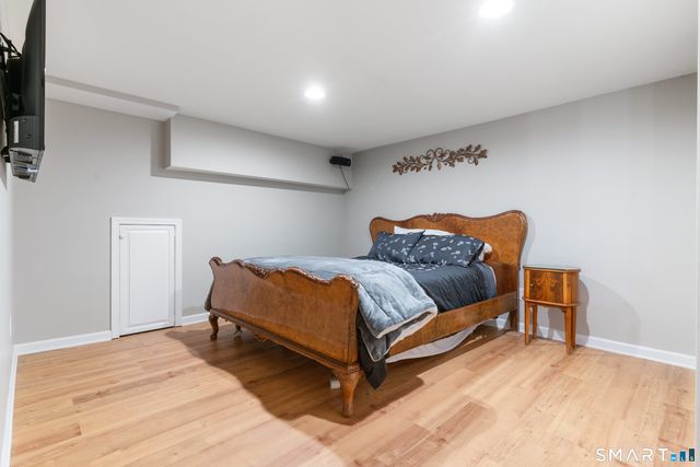 84 Sawmill Road, Branford, CT 06405