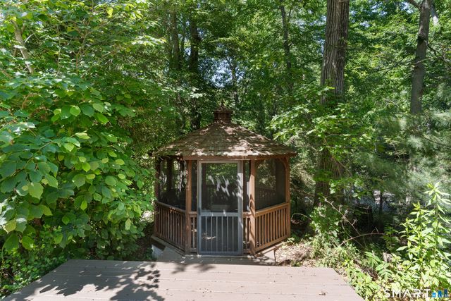 84 Sawmill Road, Branford, CT 06405