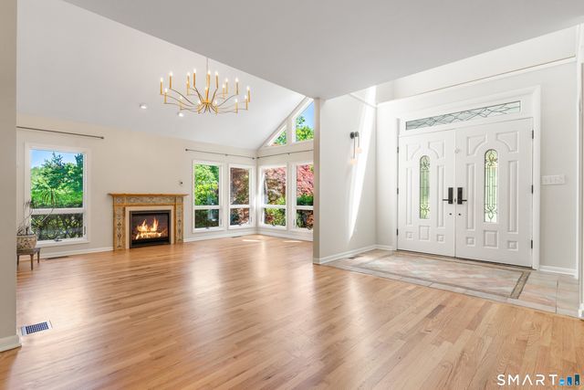 84 Sawmill Road, Branford, CT 06405