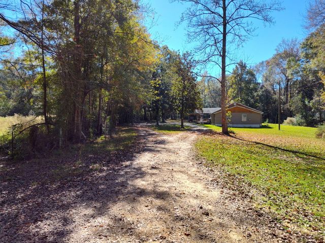 34 Stogner, Foxworth, MS 39483