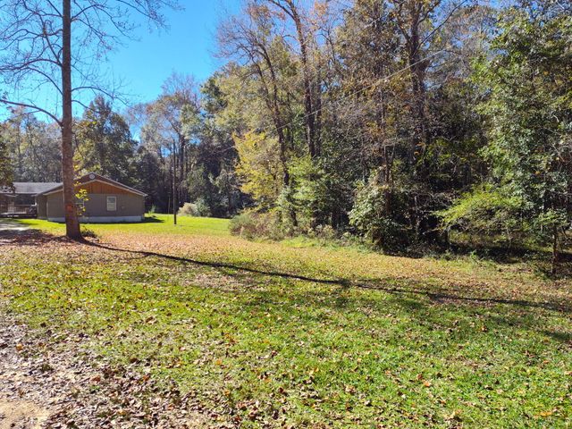 34 Stogner, Foxworth, MS 39483