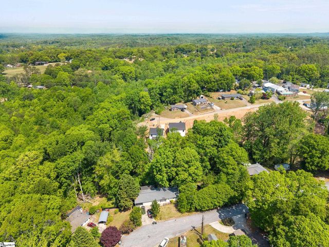 15 Lee Haven Court, Greenville, SC 29611