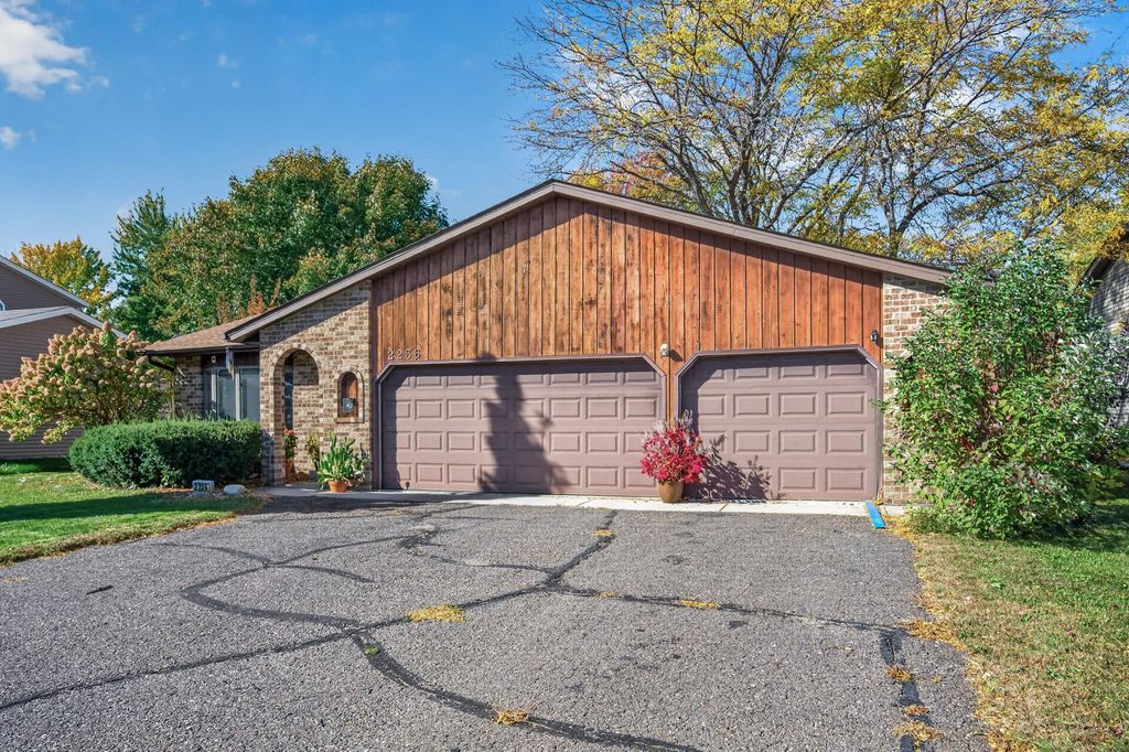 2236 Helena Avenue N, Oakdale, MN 55128 — photo 4