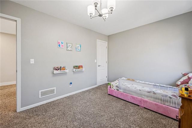 7708 N Atkins Place, Kansas City, MO 64152