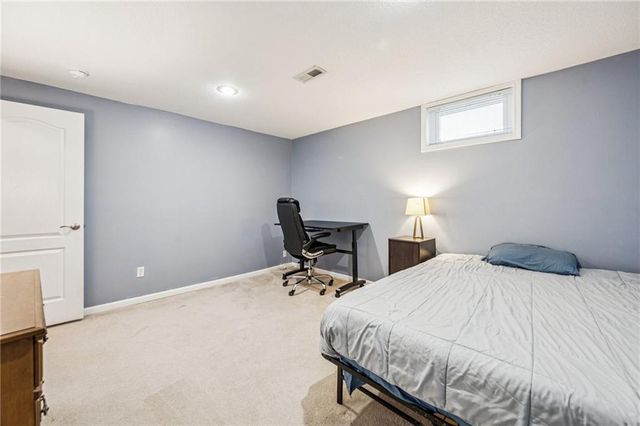 7708 N Atkins Place, Kansas City, MO 64152