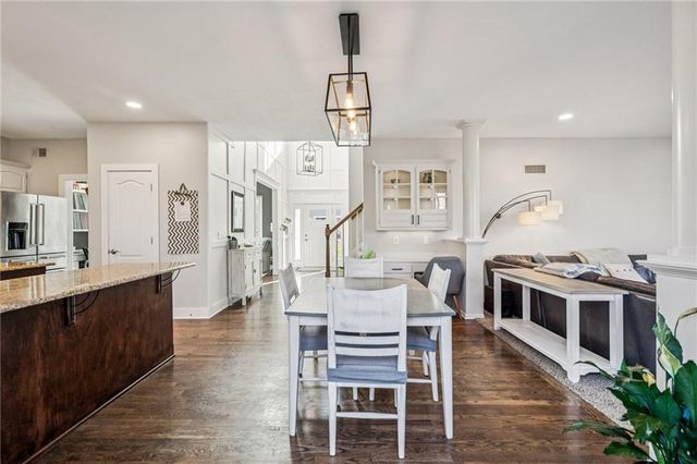 7708 N Atkins Place, Kansas City, MO 64152