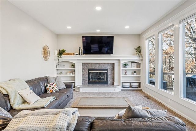 7708 N Atkins Place, Kansas City, MO 64152