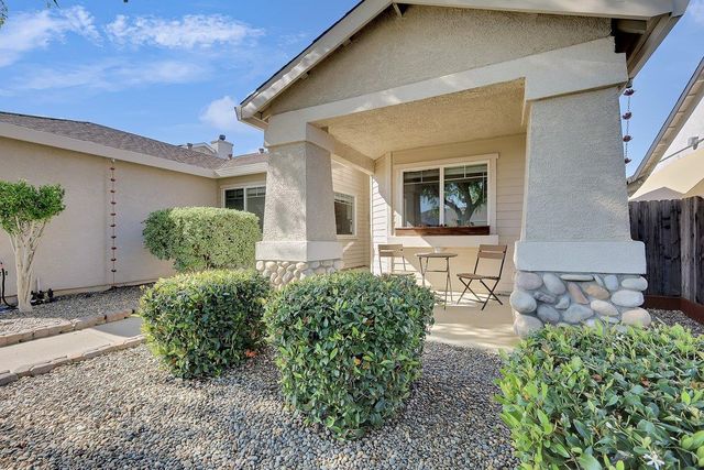 607 Stineman Ct, Wheatland, CA 95692