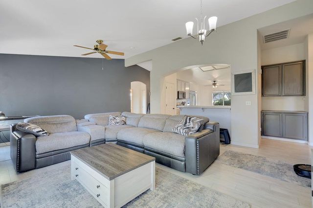 607 Stineman Ct, Wheatland, CA 95692