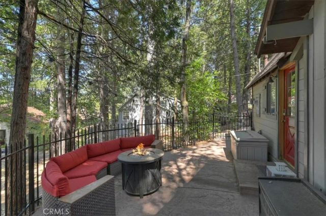 27596 Oak Knoll, Crest Park, CA 92326