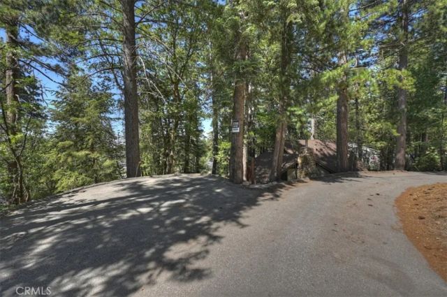 27596 Oak Knoll, Crest Park, CA 92326