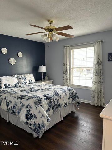 230 Mockingbird Place, Jonesborough, TN 37659