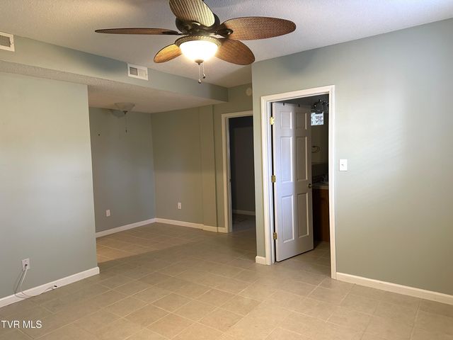 230 Mockingbird Place, Jonesborough, TN 37659