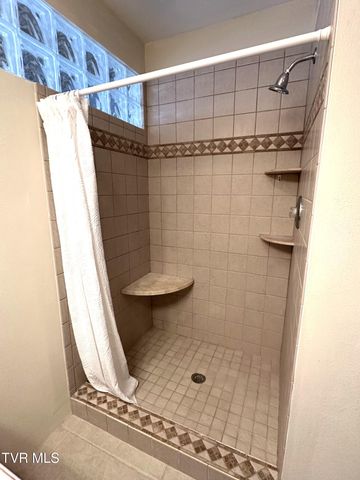 230 Mockingbird Place, Jonesborough, TN 37659