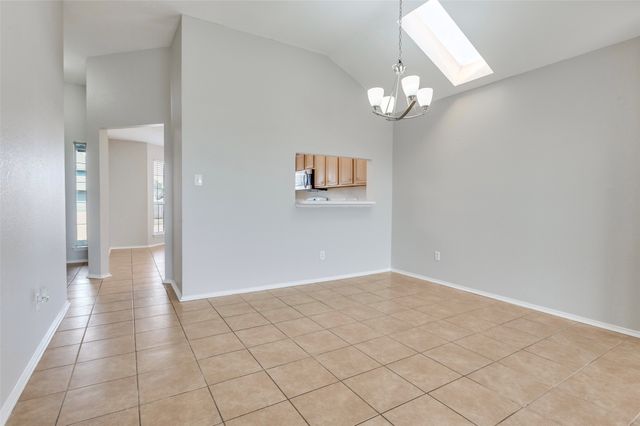 800 Ponselle Drive, Arlington, TX 76001