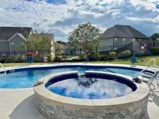 2216 Blackberry Court, Monroe, GA 30656