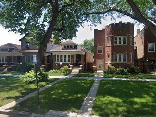 7610 S Prairie Avenue, Chicago, IL 60619