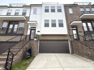 17023 Soho Drive, Charlotte, NC 28204